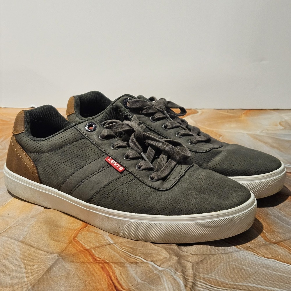 Levi's Mens Size 9 Gray Sneakers Low Top Lace Up Brown Casual Shoes